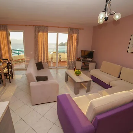 Apartament Serxhio
